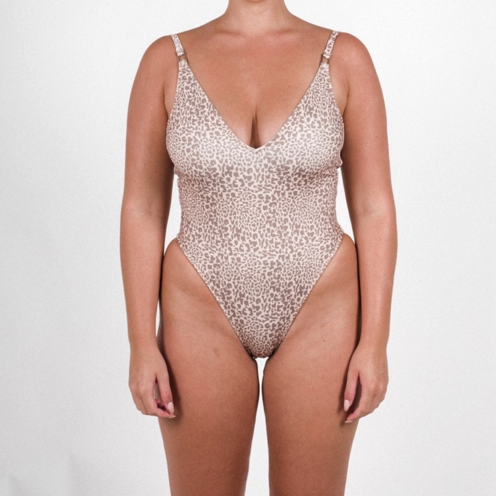 Swimsuit | One-piece/one piece